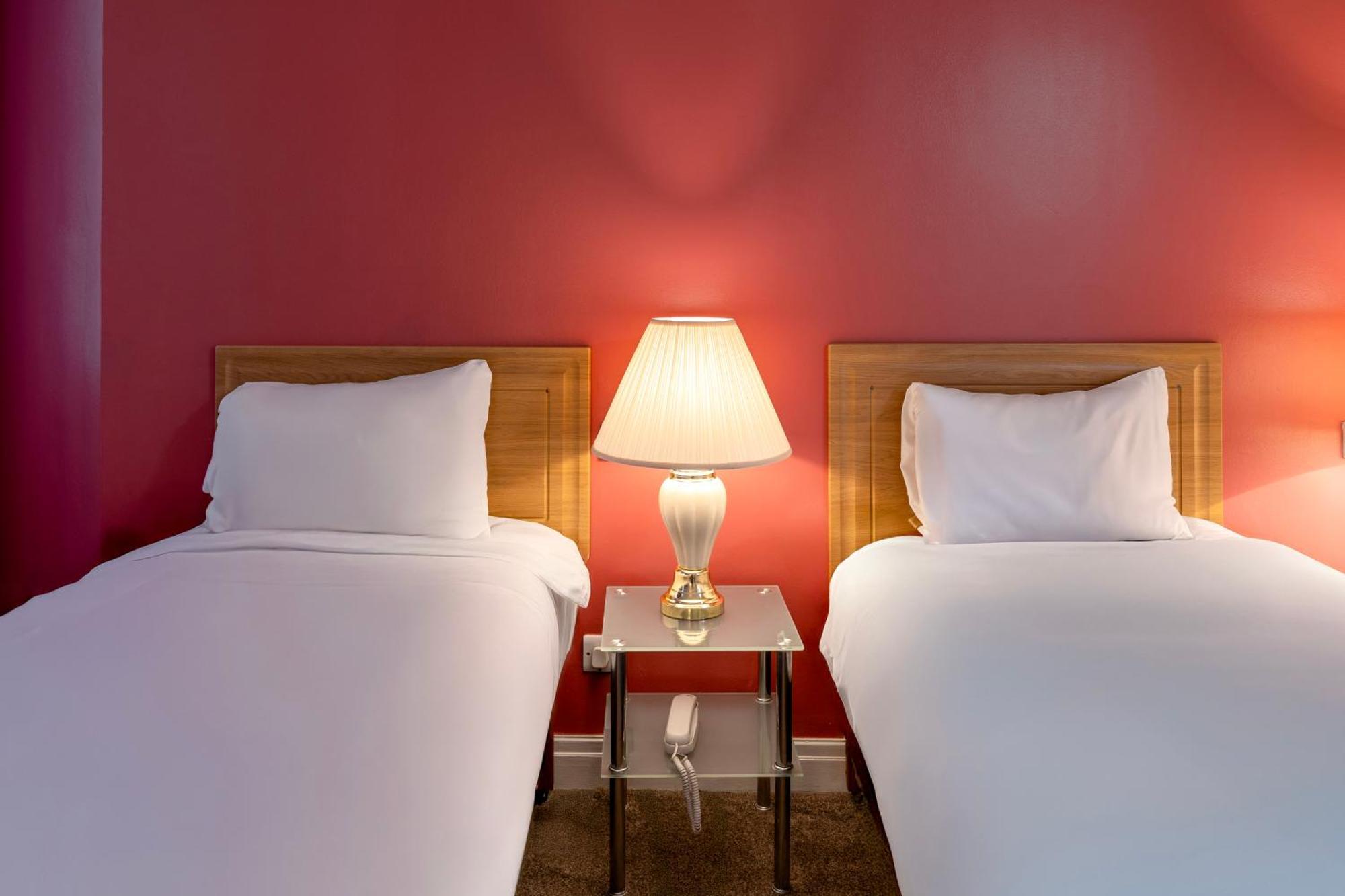 Sachas Hotel Манчестер Экстерьер фото